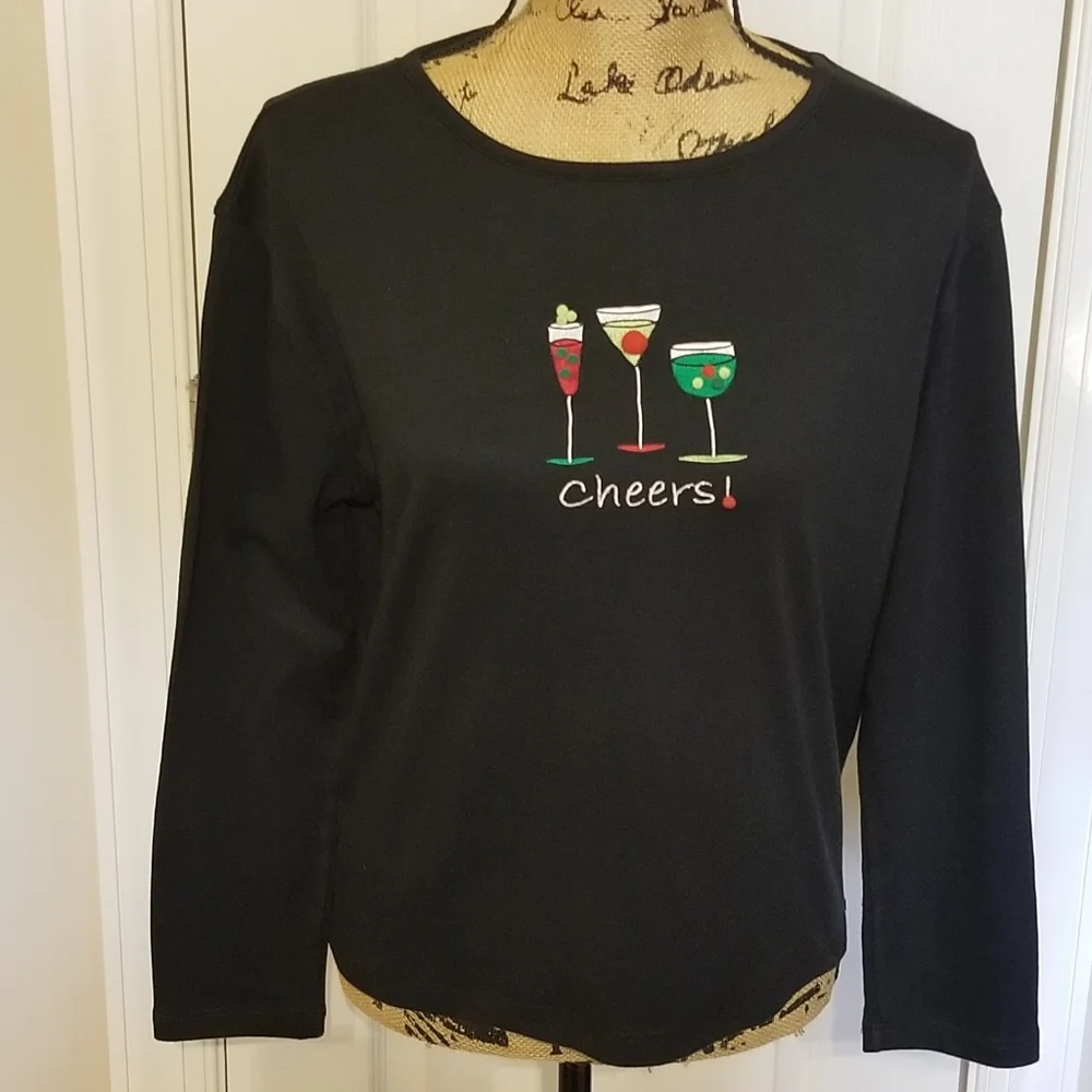 Macy's Cheers 🍾 Holiday - Party - Celebrate Graphic Tee - Picture 11 of 16